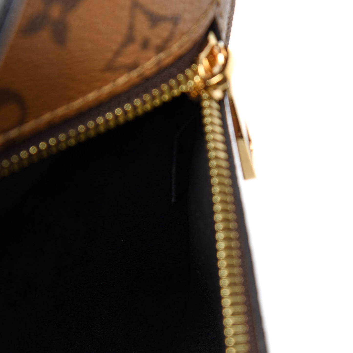 Reverse Monogram Pochette Metis