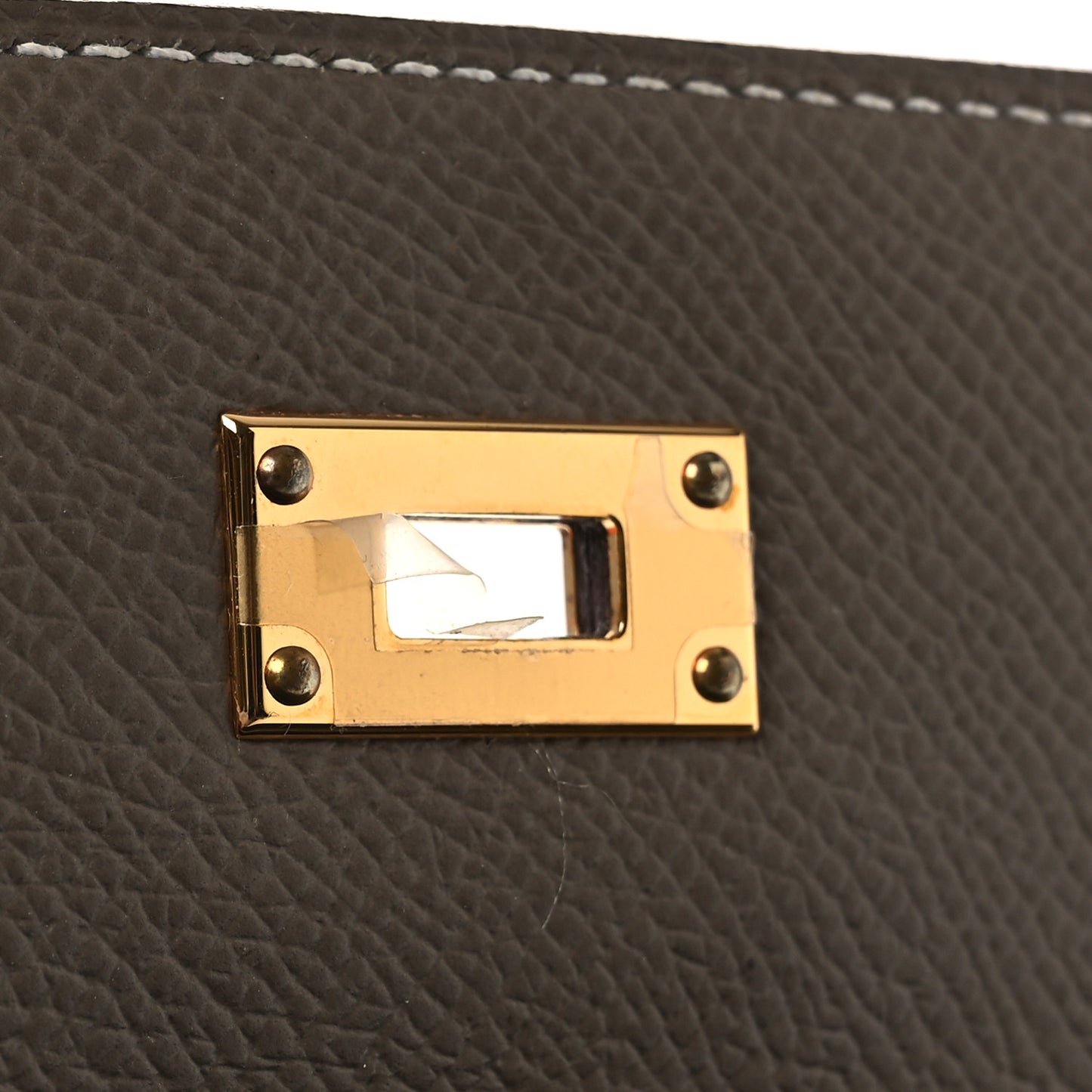 Epsom Kelly Longue Wallet Etoupe
