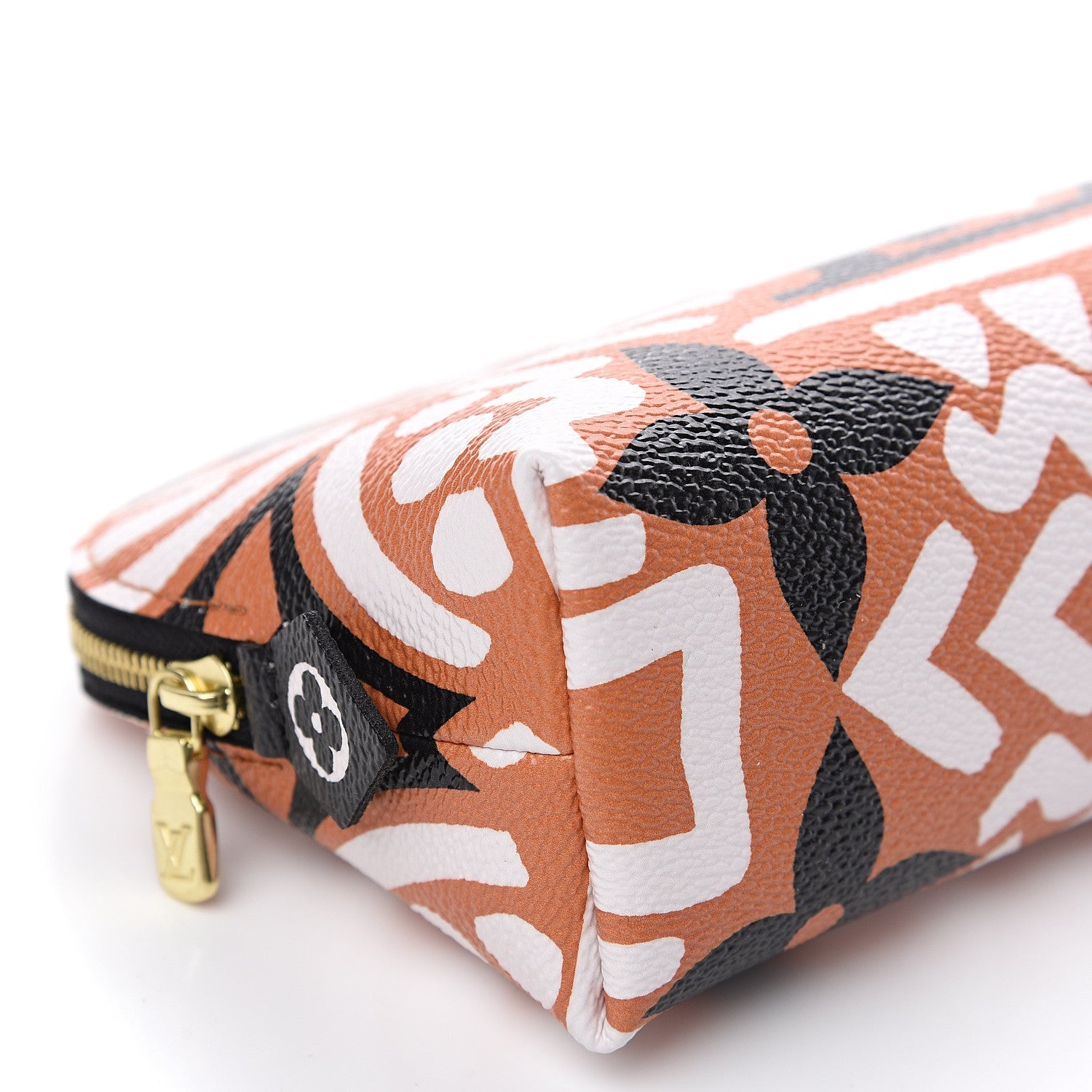 Louis Vuitton Monogram Giant Cosmetic Pouch Crème Caramel 6 of 8