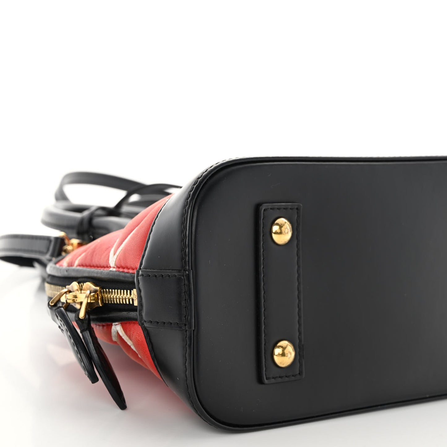 Lambskin Malletage Alma BB Rouge