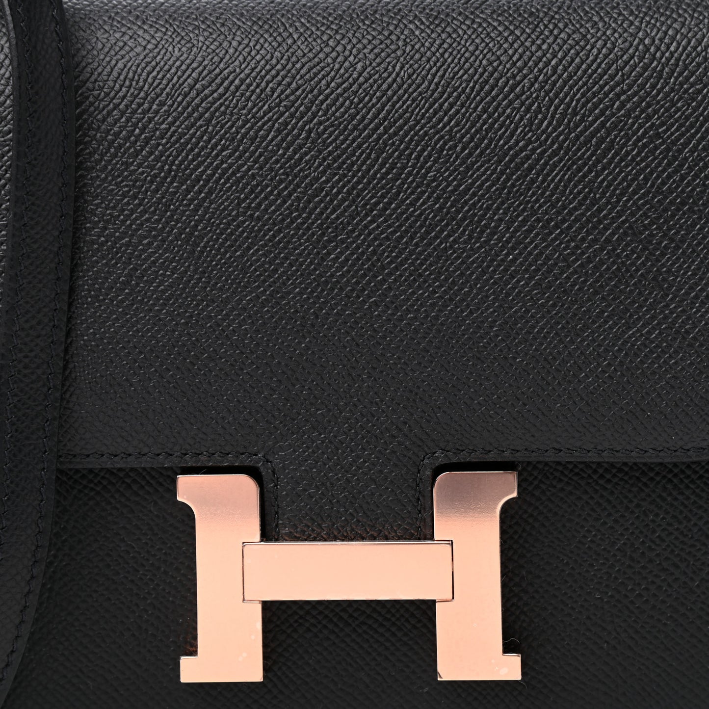 Epsom Constance 18 Black