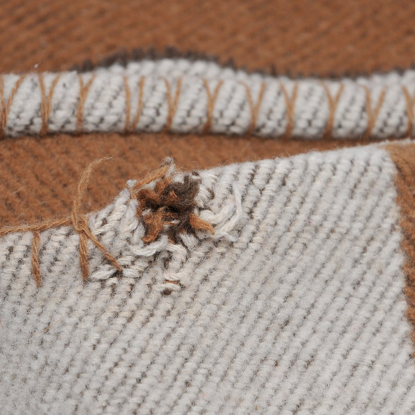 Wool Cashmere New Classic Avalon Blanket Ecru Camel