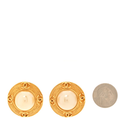 Chanel Pearl CC Clip On Earrings Gold 2 of 5