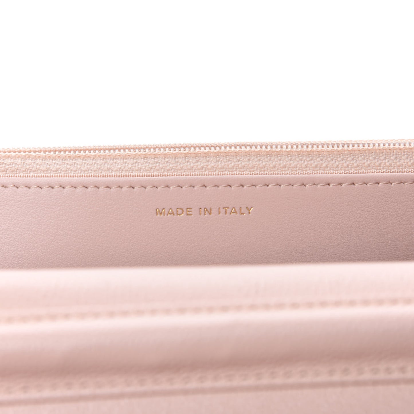 Caviar Quilted Enamel Wallet on Chain WOC Light Pink
