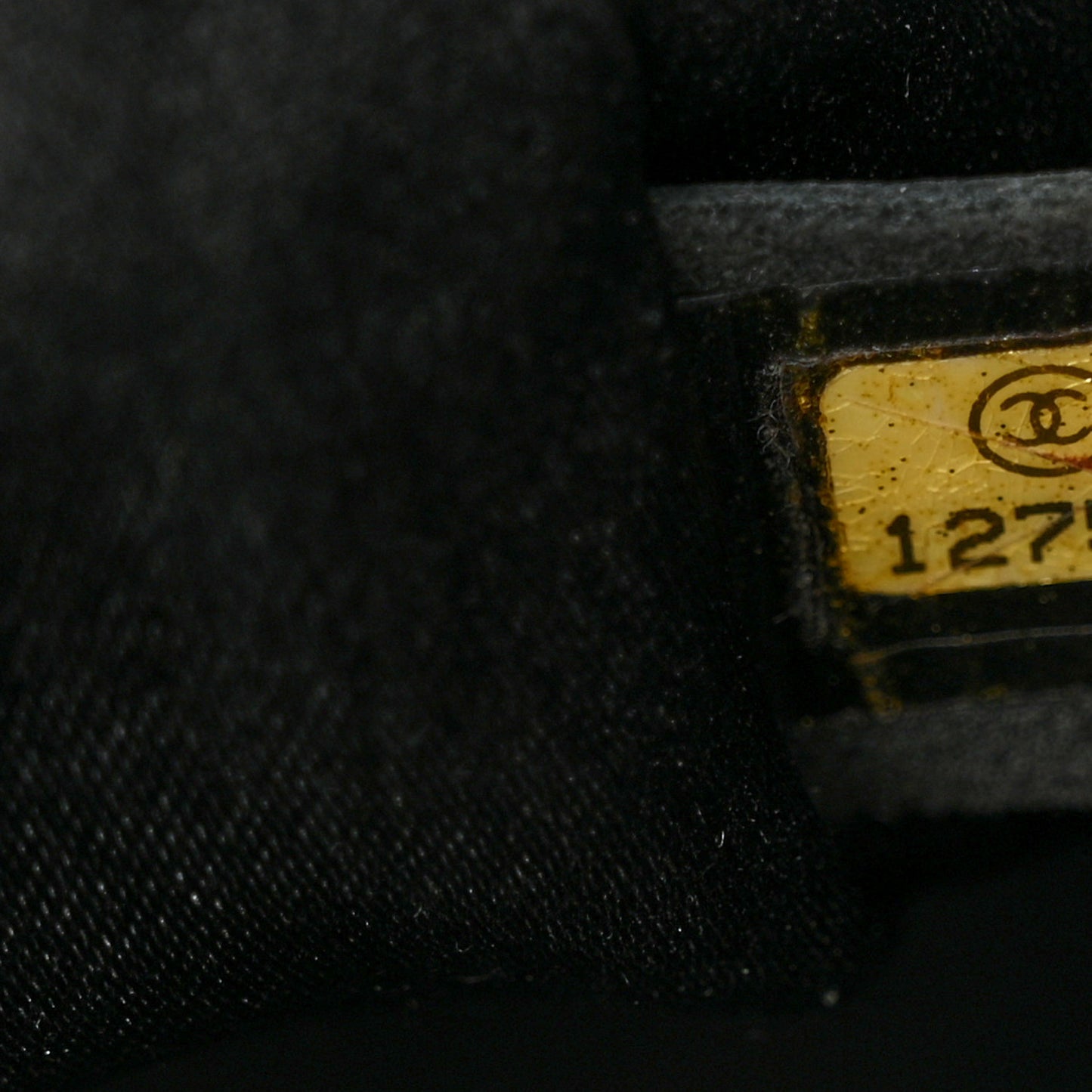 Lambskin Quilted Large Chain Around Tote Black