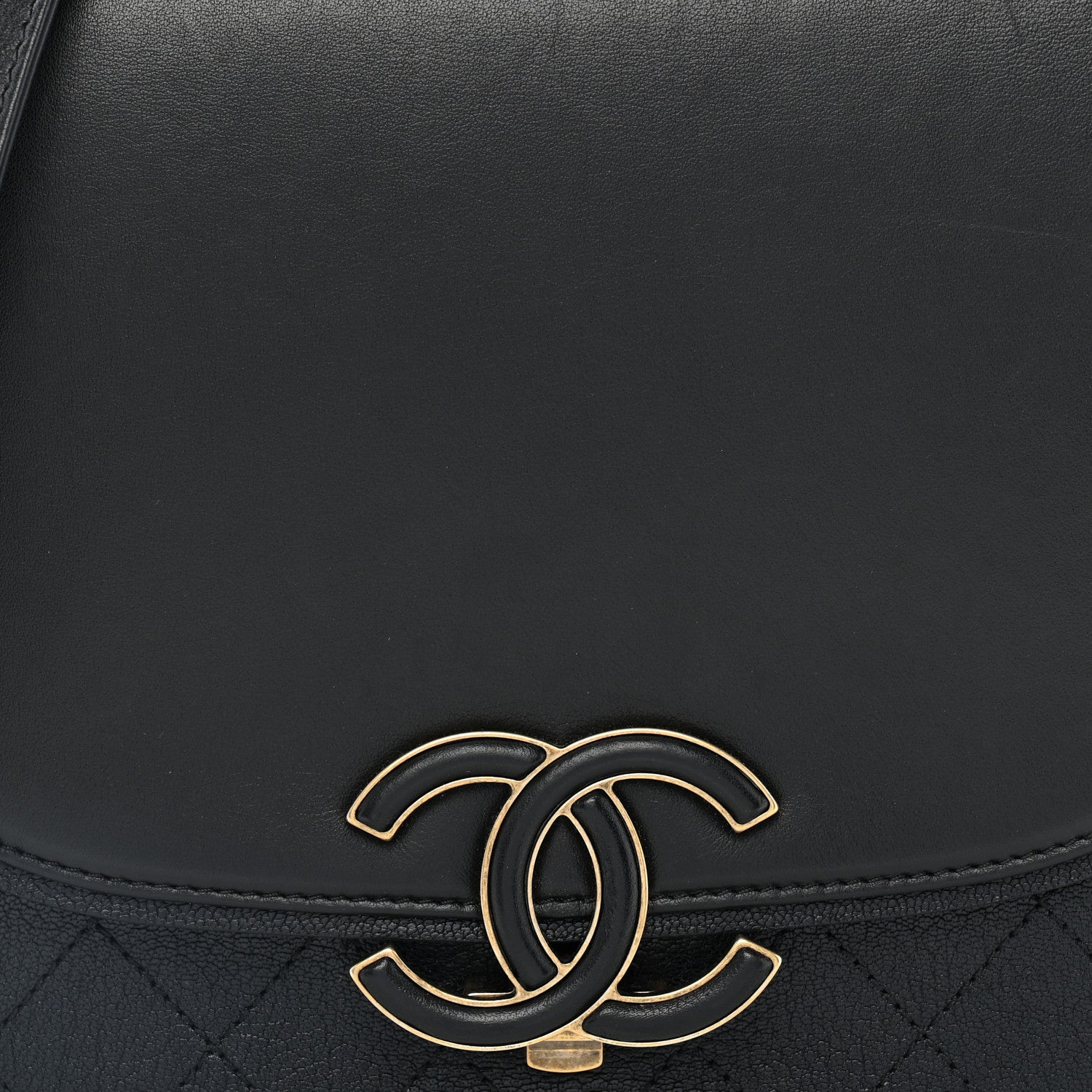 Chanel Shiny Calfskin Goatskin Quilted Medium Coco Curve Messenger Flap Black 8 of 10
