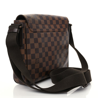 Louis Vuitton Damier Ebene District PM 3 of 8
