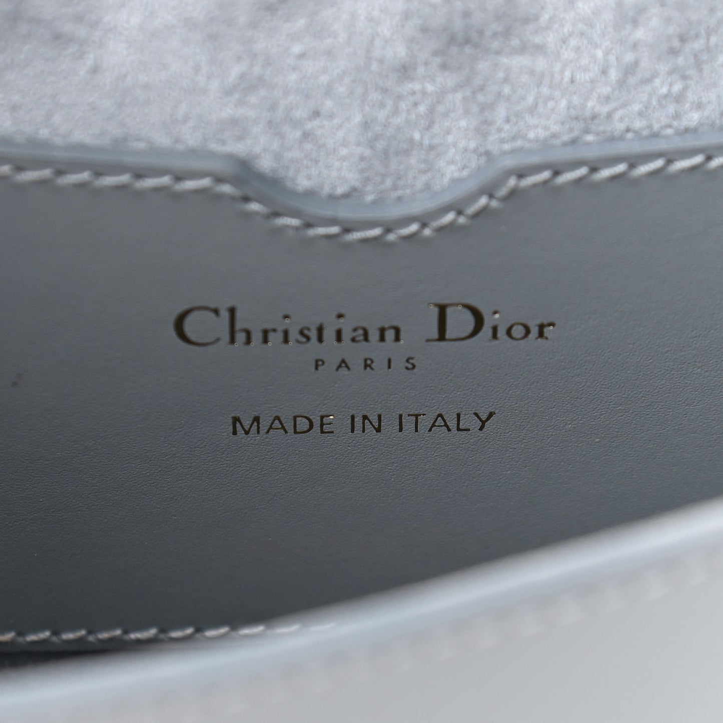 Box Calfskin Medium Bobby Flap Gray