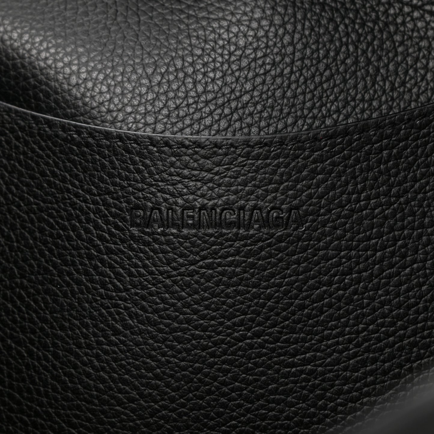 Grained Calfskin Neo Classic Black Hardware Medium City Black