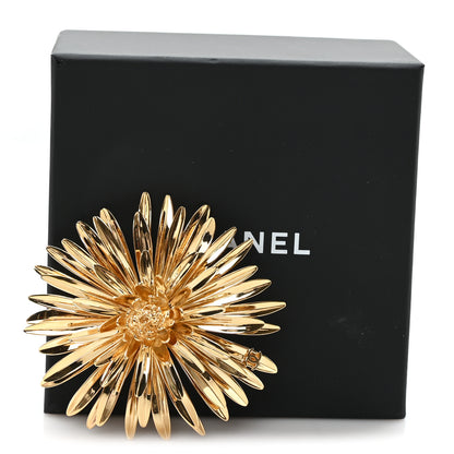 Chanel Metal Flower CC Brooch Gold 4 of 4