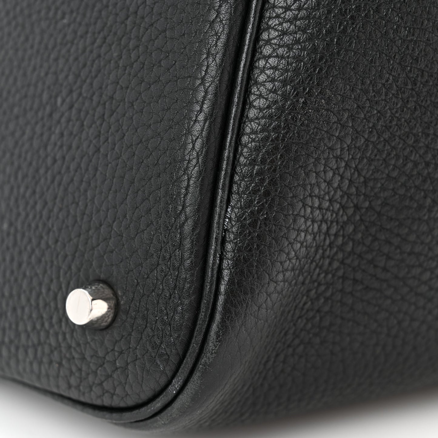 Taurillon Clemence Picotin Lock 22 MM Black