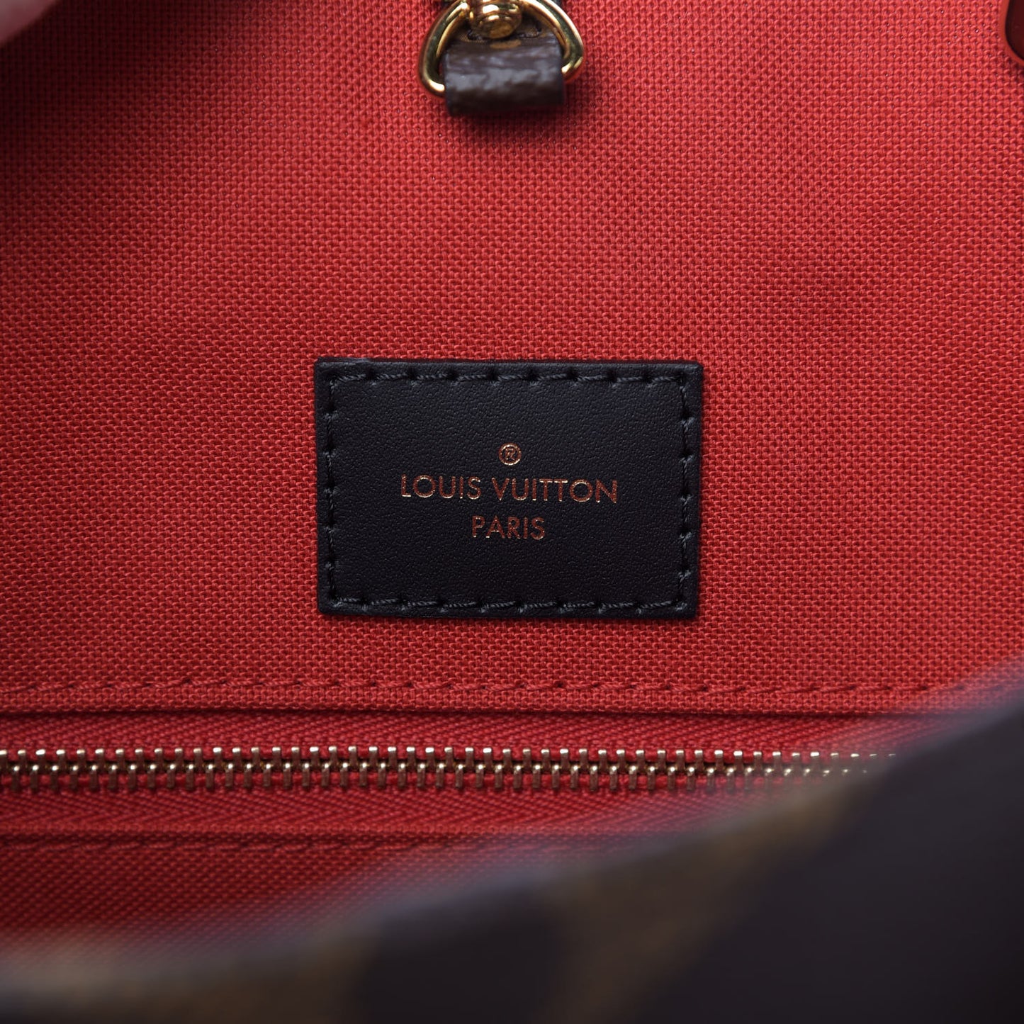 Reverse Monogram Giant Onthego MM