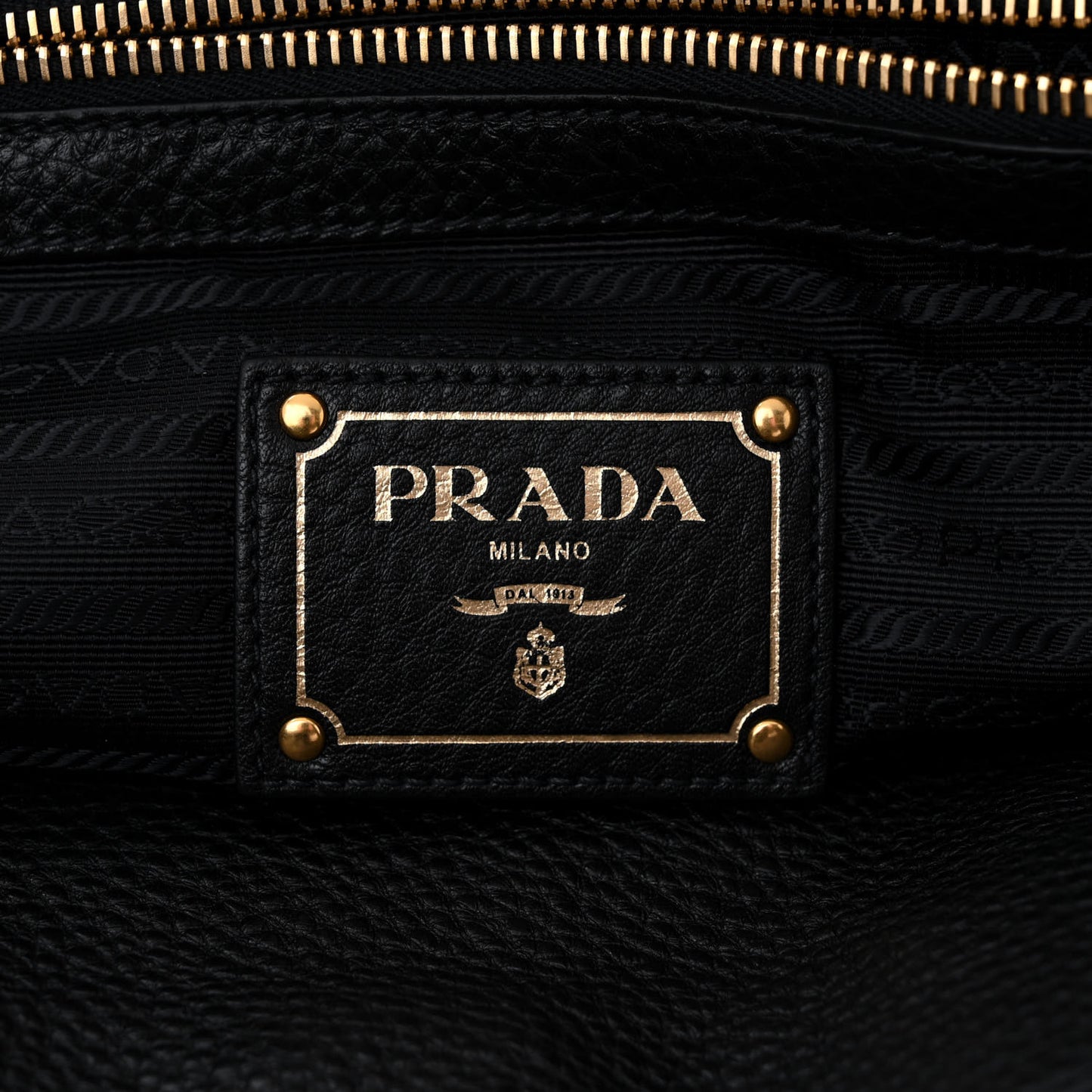 Vitello Phenix Tote Black