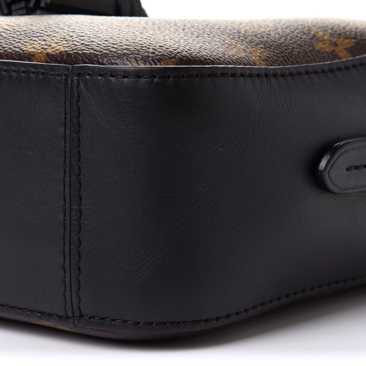 Monogram Saintonge Black