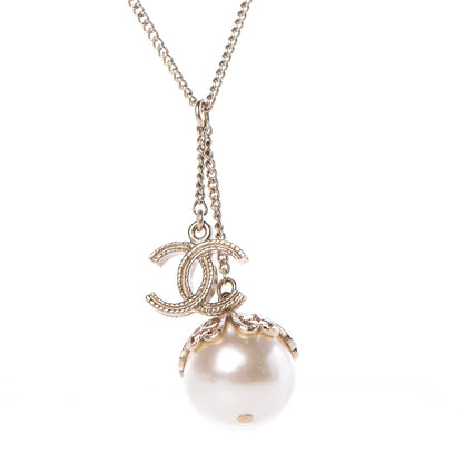 Chanel Pearl CC Drop Necklace Gold 4 of 6