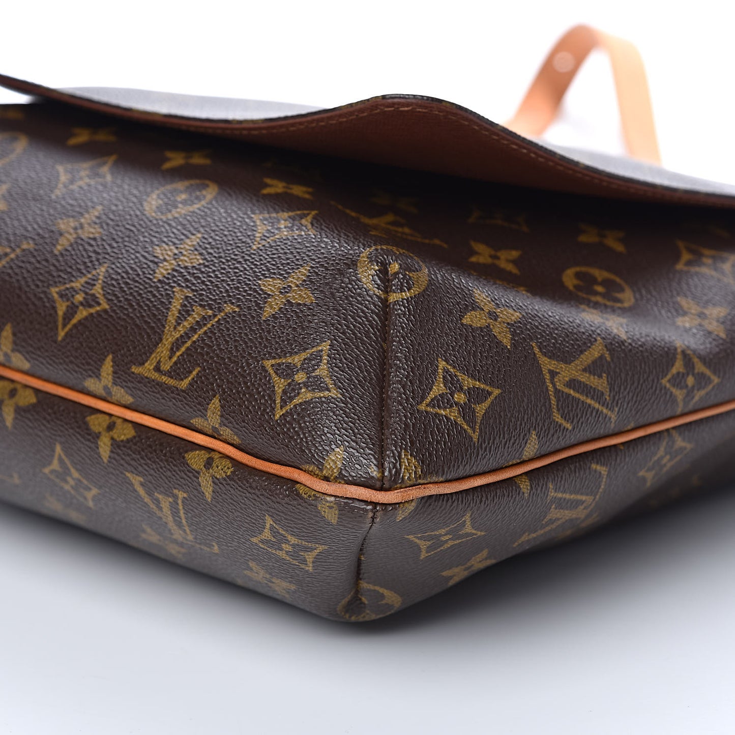 Monogram Musette GM