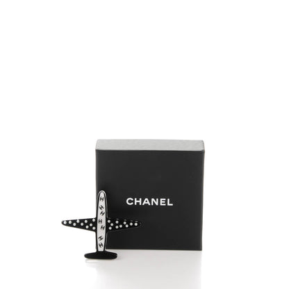 Chanel Resin Pearl CC Airplane Brooch Black 5 of 5