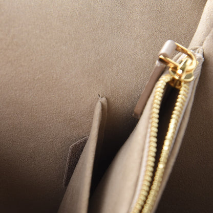 Louis Vuitton Taurillon Volta Galet 7 of 12