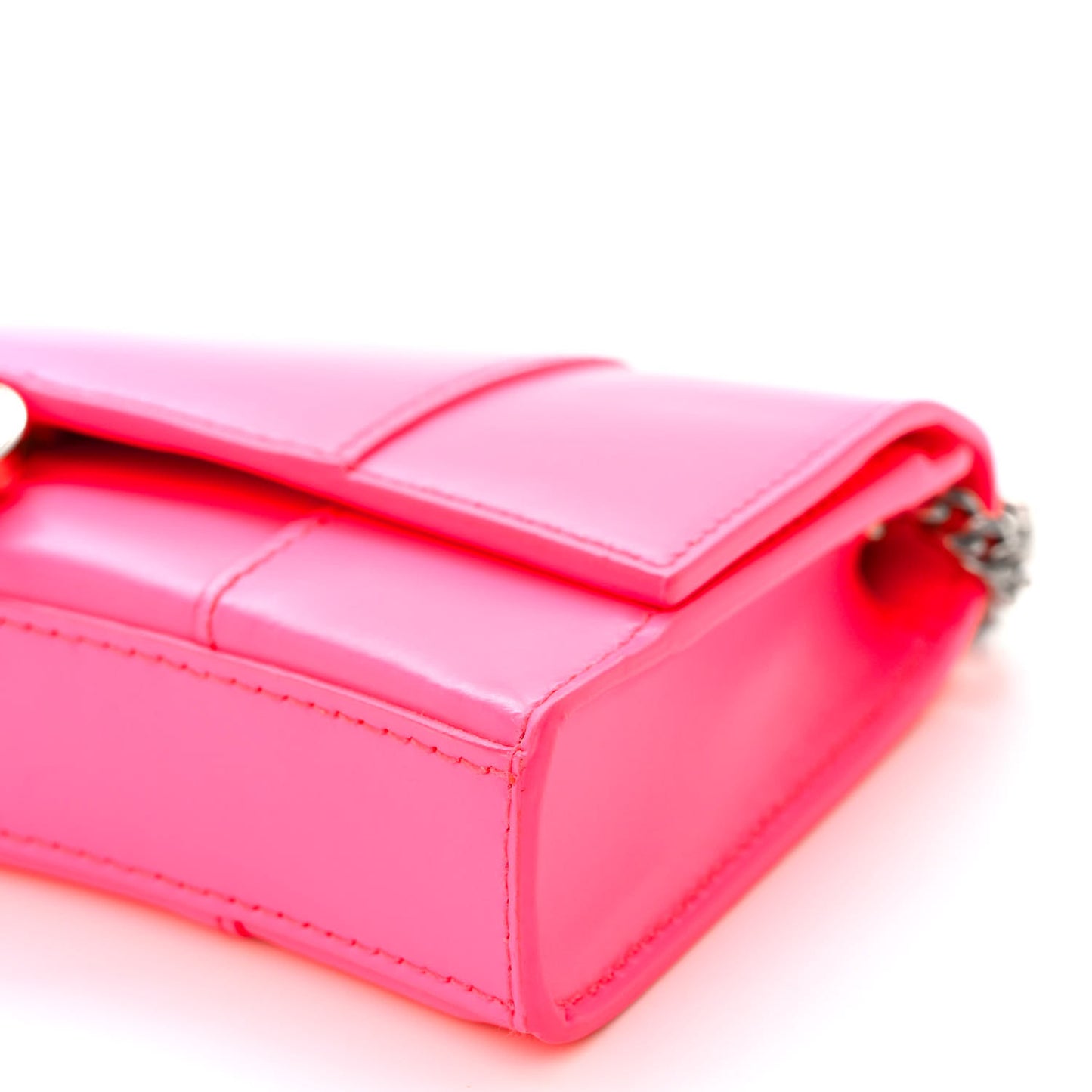 Shiny Box Calfskin XS Hourglass Wallet On Chain Fluo Pink
