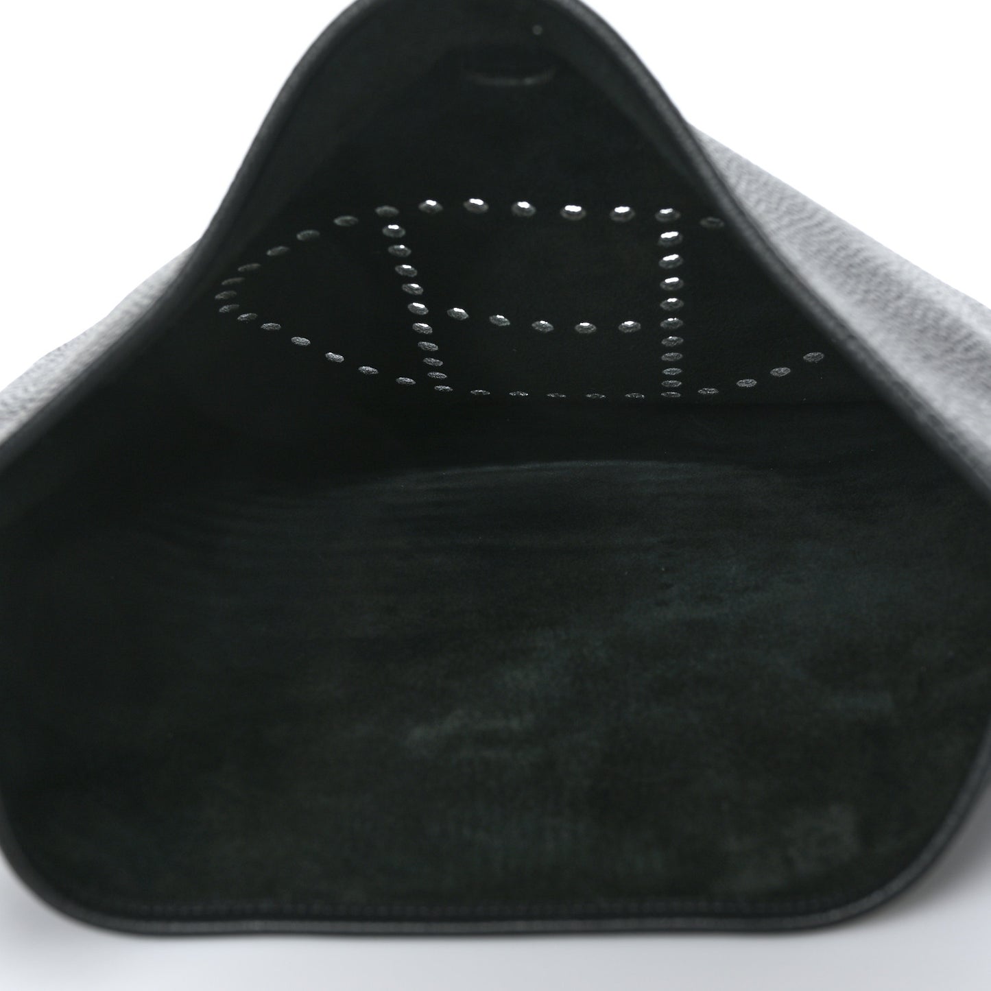 Taurillon Clemence Evelyne III TGM Black