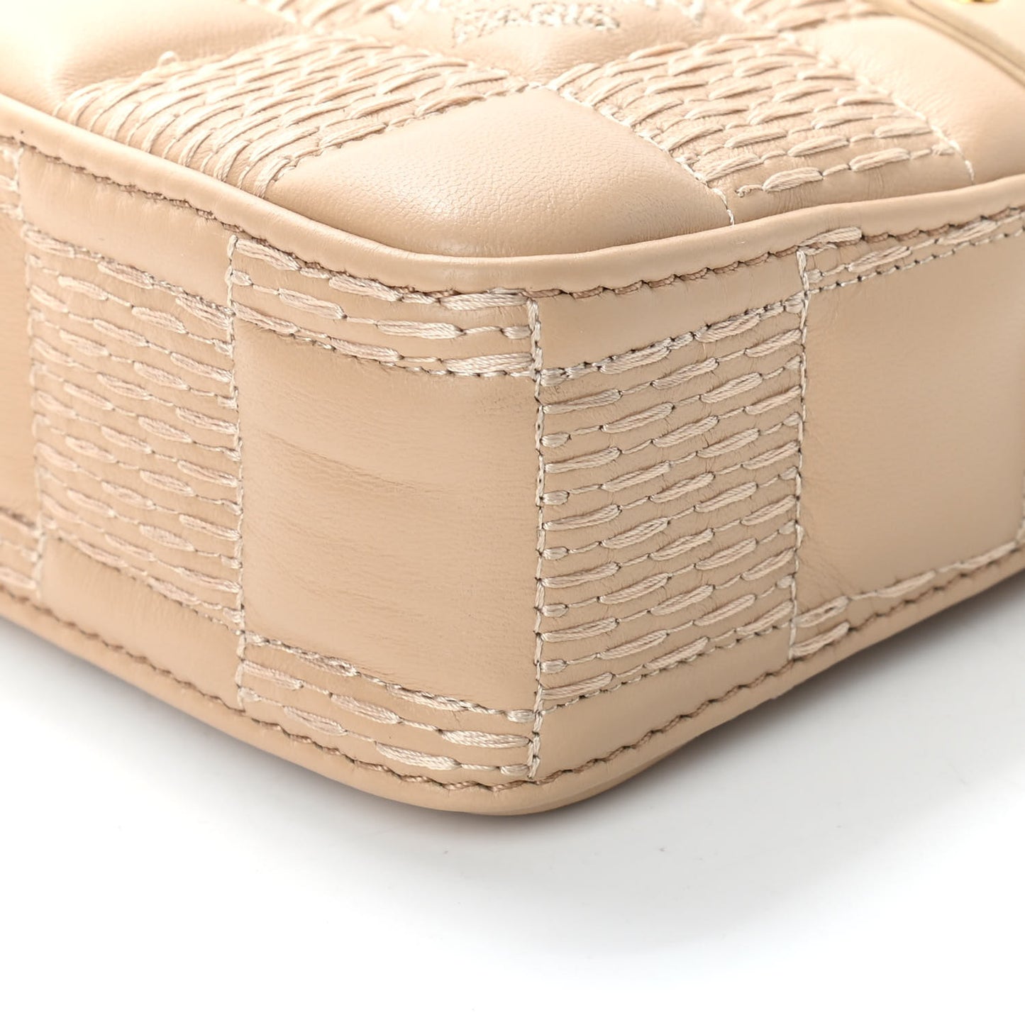 Damier Quilt Lambskin Troca Pochette Beige