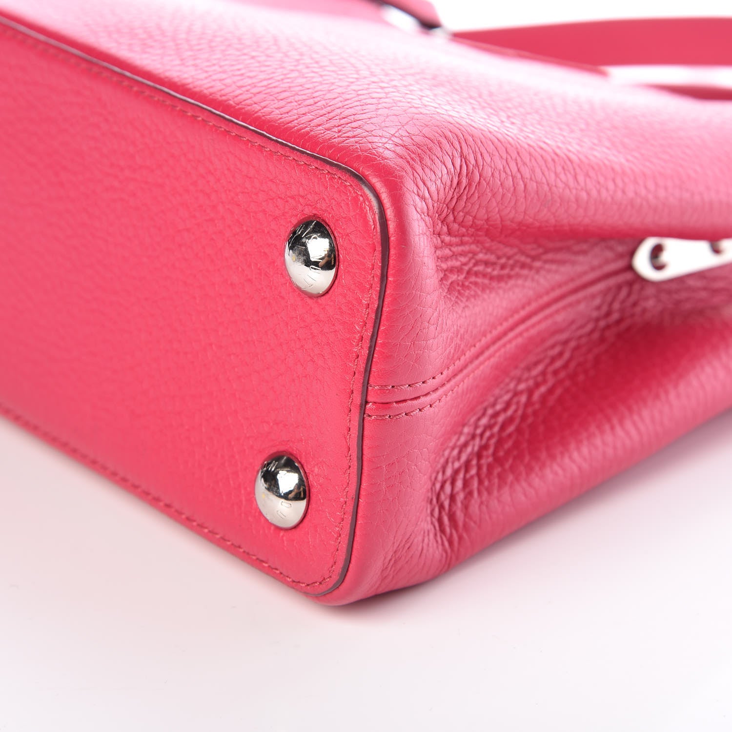Louis Vuitton Taurillon Capucines BB Fuchsia 8 of 8
