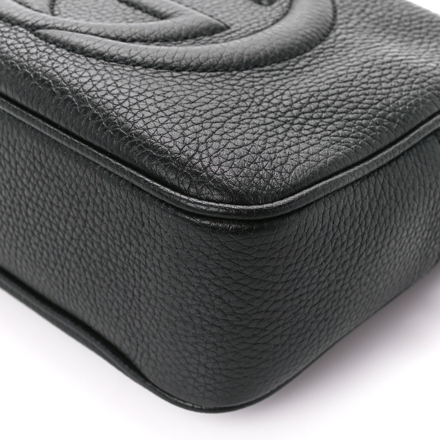 Pebbled Calfskin Small Soho Disco Bag Black