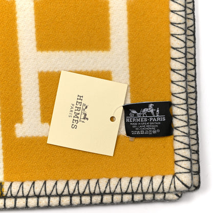 Hermes Wool Cashmere Avalon III Blanket Gris Soleil 3 of 3