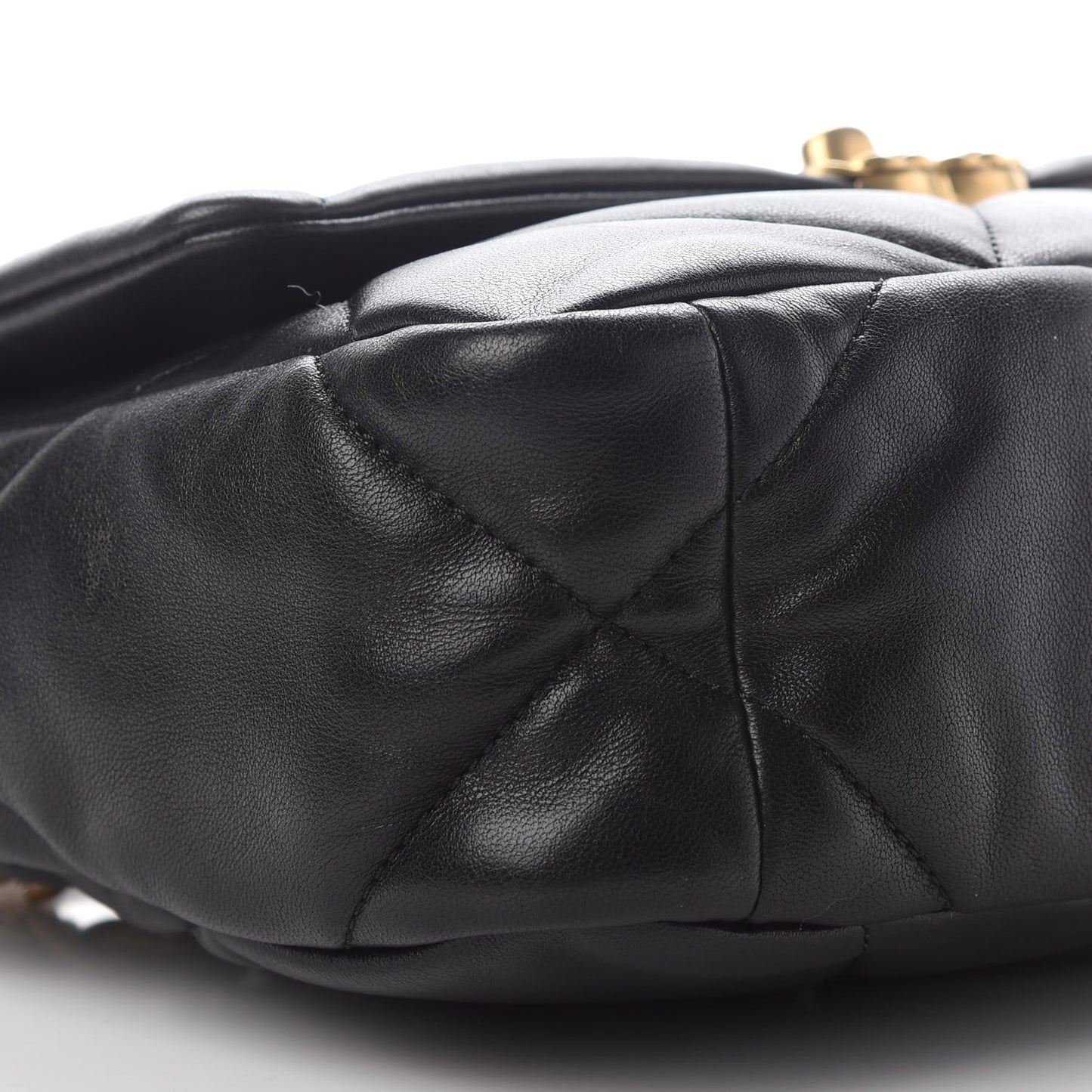 Lambskin Quilted Medium Chanel 19 Flap Black