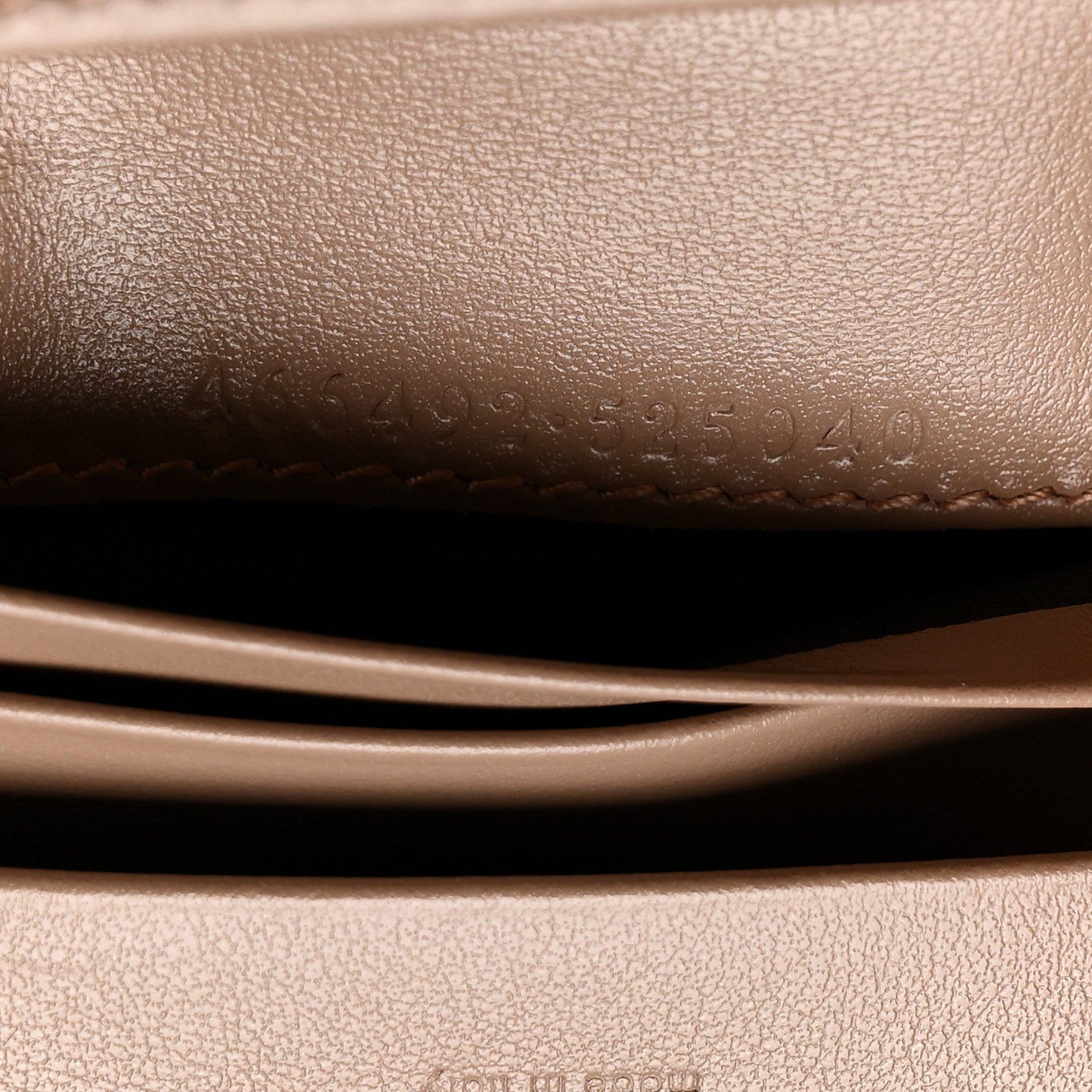 Calfskin Matelasse GG Marmont Card Case Wallet Porcelain Rose Porcelain Rose