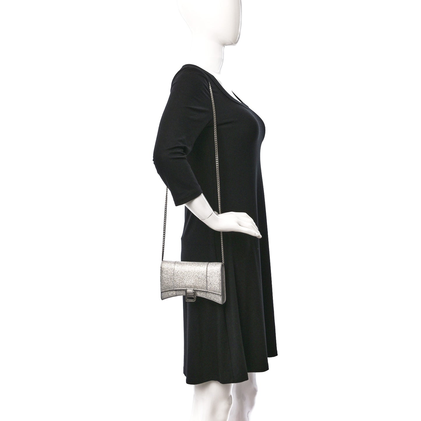 Sparkling Fabric XS Hourglass Wallet On Chain Silver