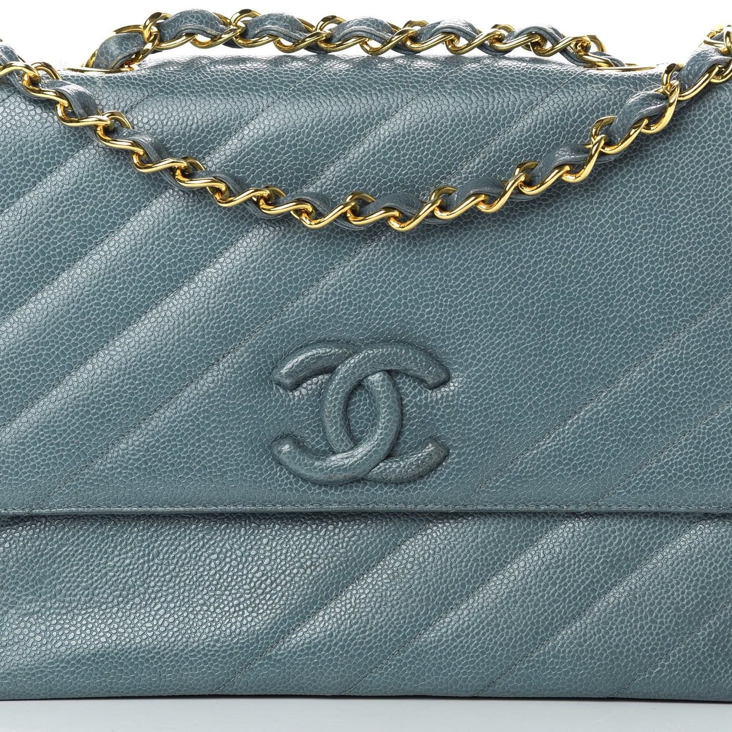 Caviar Diagonal Quilted Jumbo Single Flap Blue