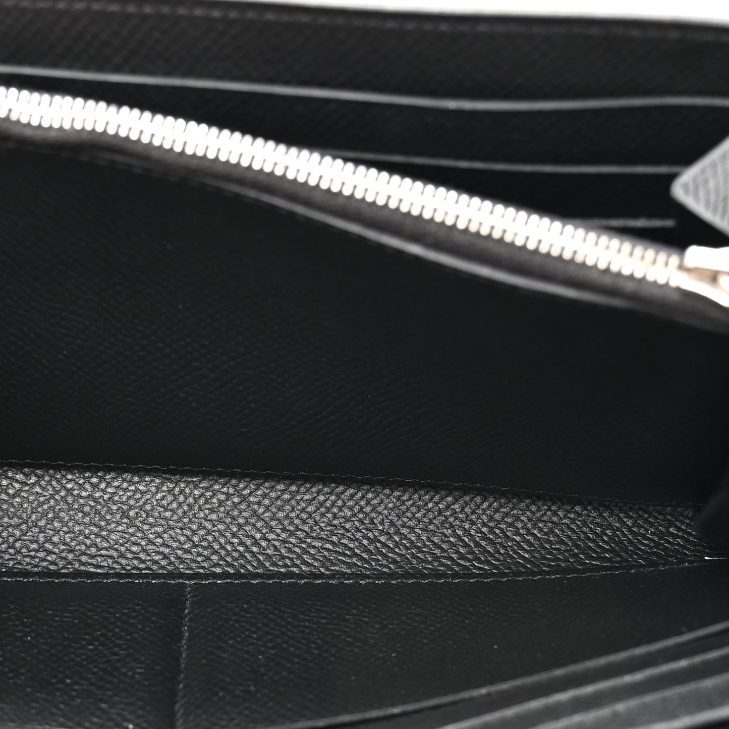 Epsom Kelly Longue Wallet Black