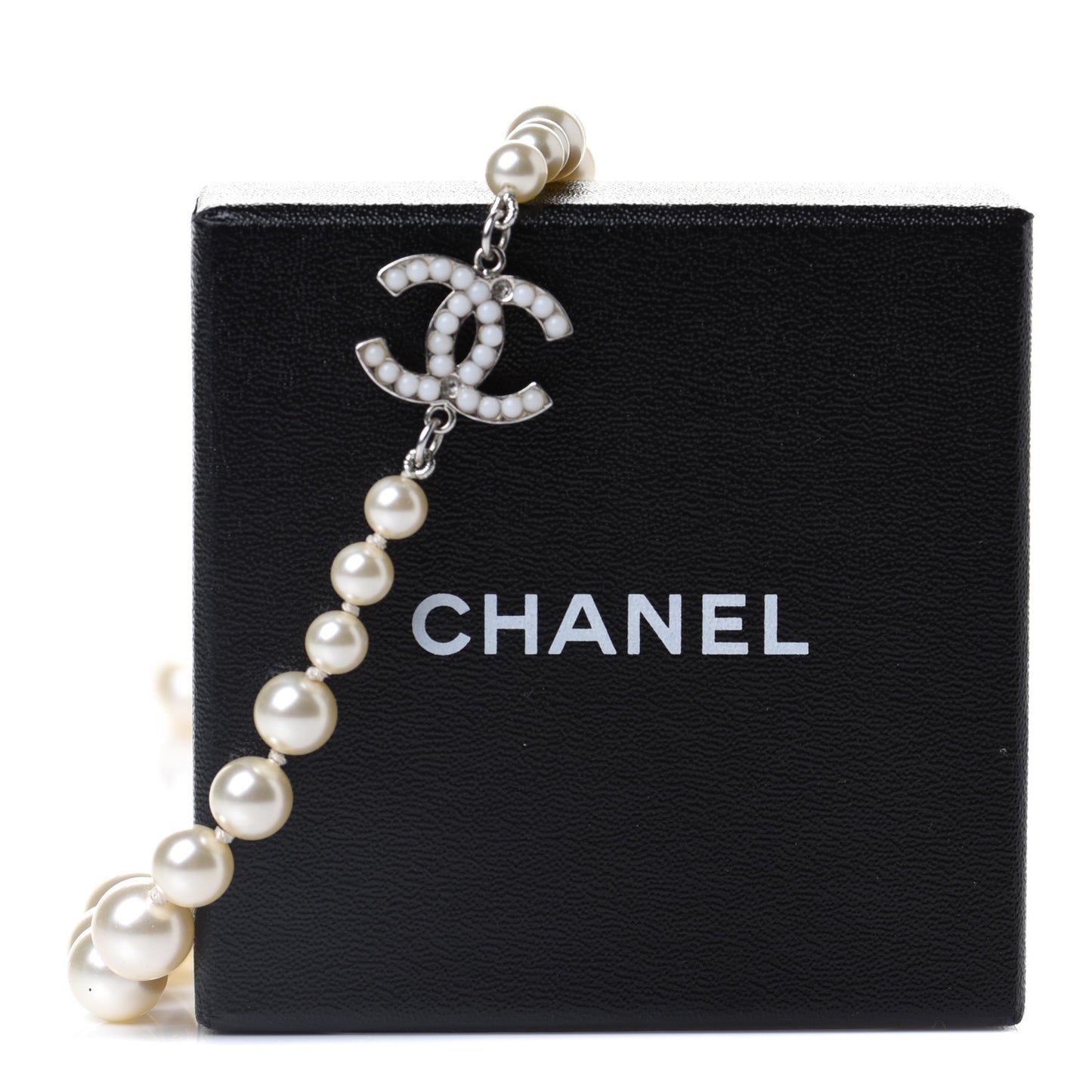 Graduated Pearl CC Long Necklace Silver