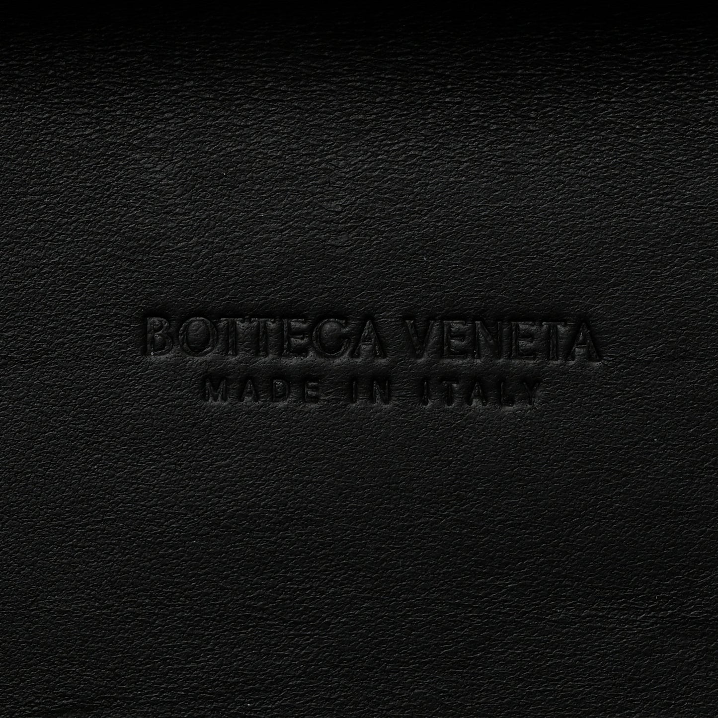 Nappa Intrecciato Knot Clutch Black