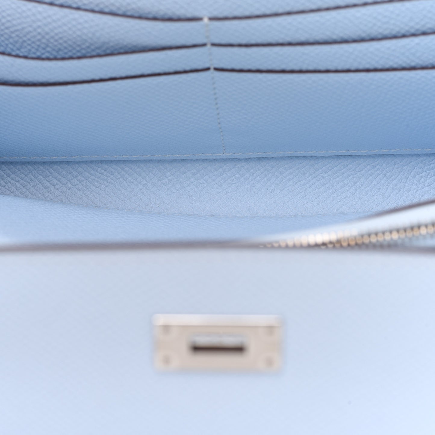 Epsom Kelly Longue Wallet Bleu Brume