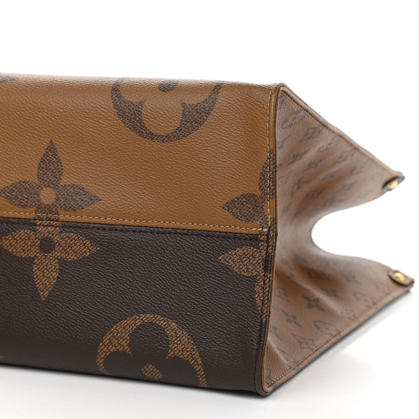Reverse Monogram Giant Onthego GM