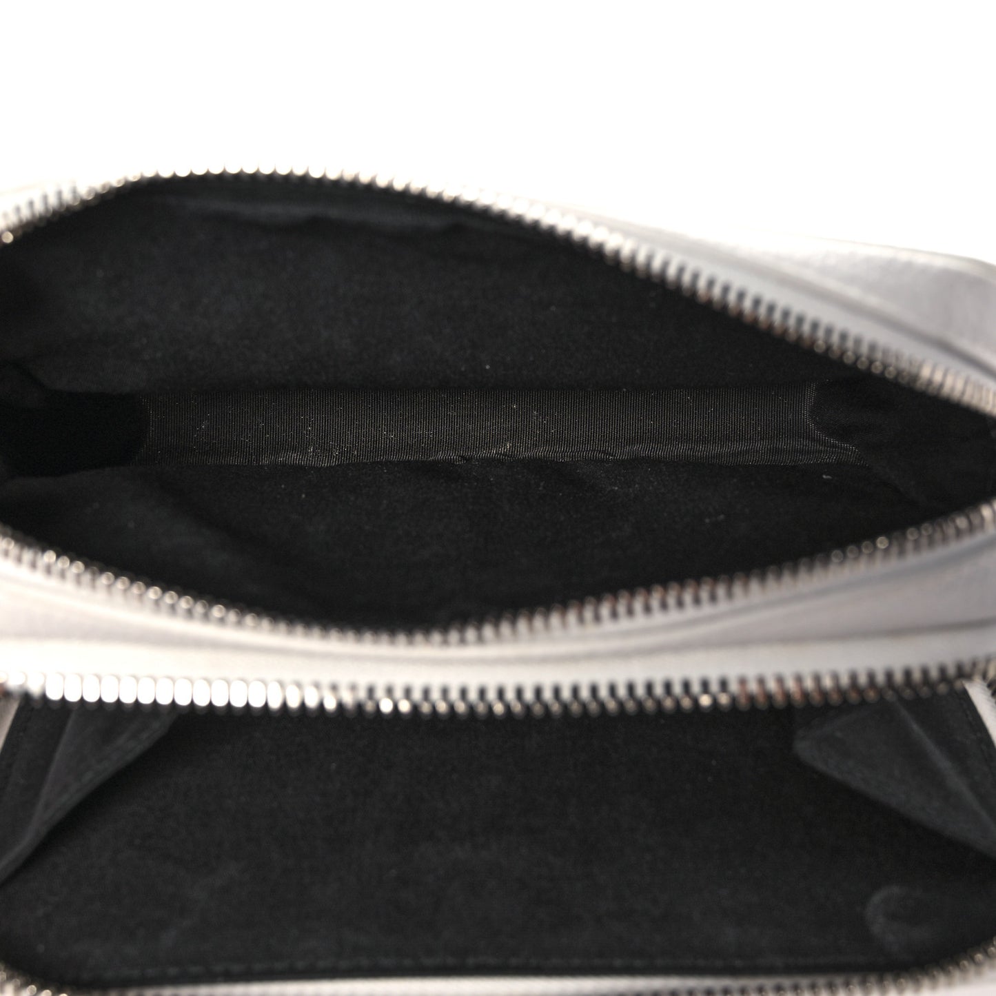 X DANIEL ARSHAM Grained Calfskin Newspaper Messenger White
