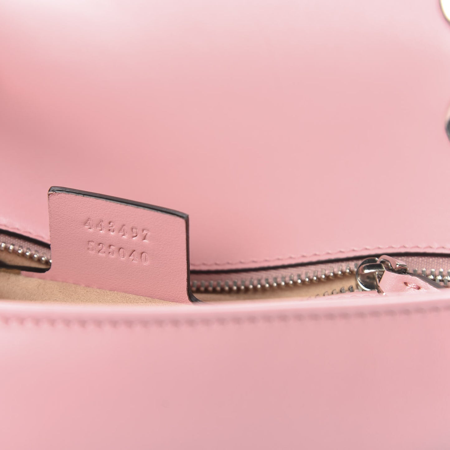 Calfskin Matelasse Small GG Marmont Shoulder Bag Wild Rose