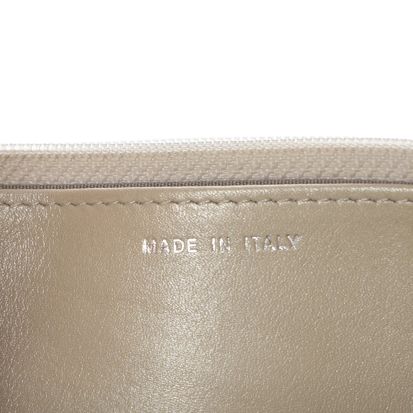 Caviar Sevruga Wallet On Chain WOC White