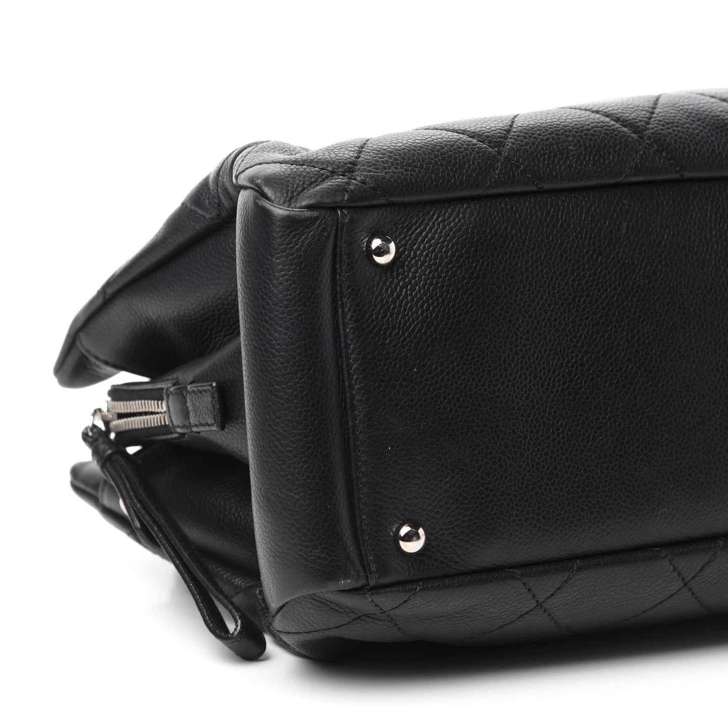 Caviar Quilted CC Timeless Soft Tote Black