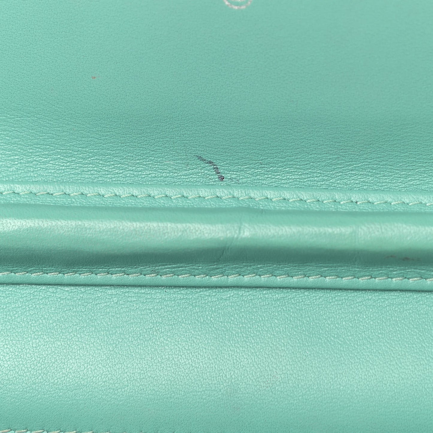 Patent Quilted Wallet On Chain WOC Blue