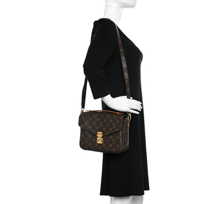Louis Vuitton Monogram Pochette Metis 2 of 12