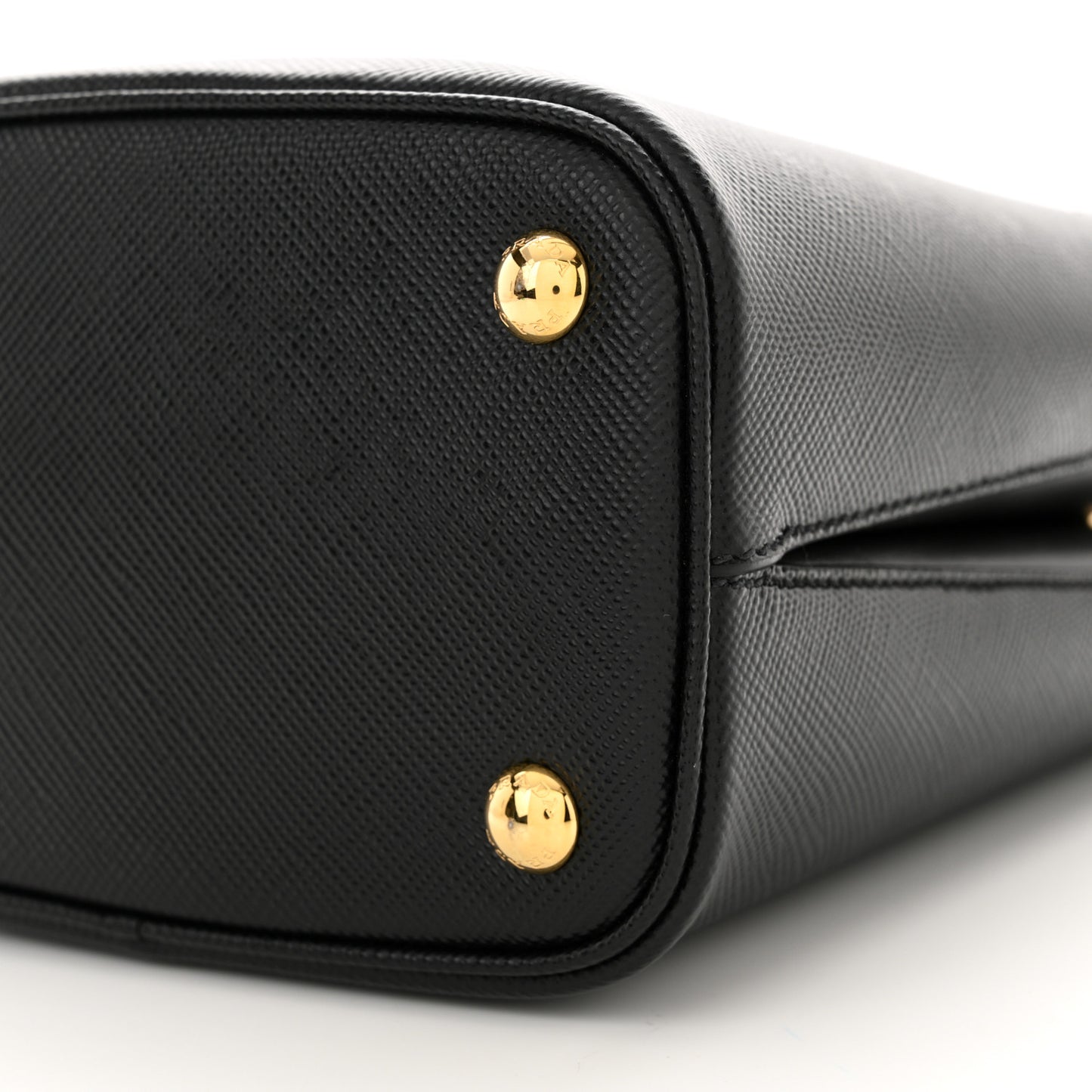 Saffiano Cuir Small Panier Bucket Bag Black Fuoco
