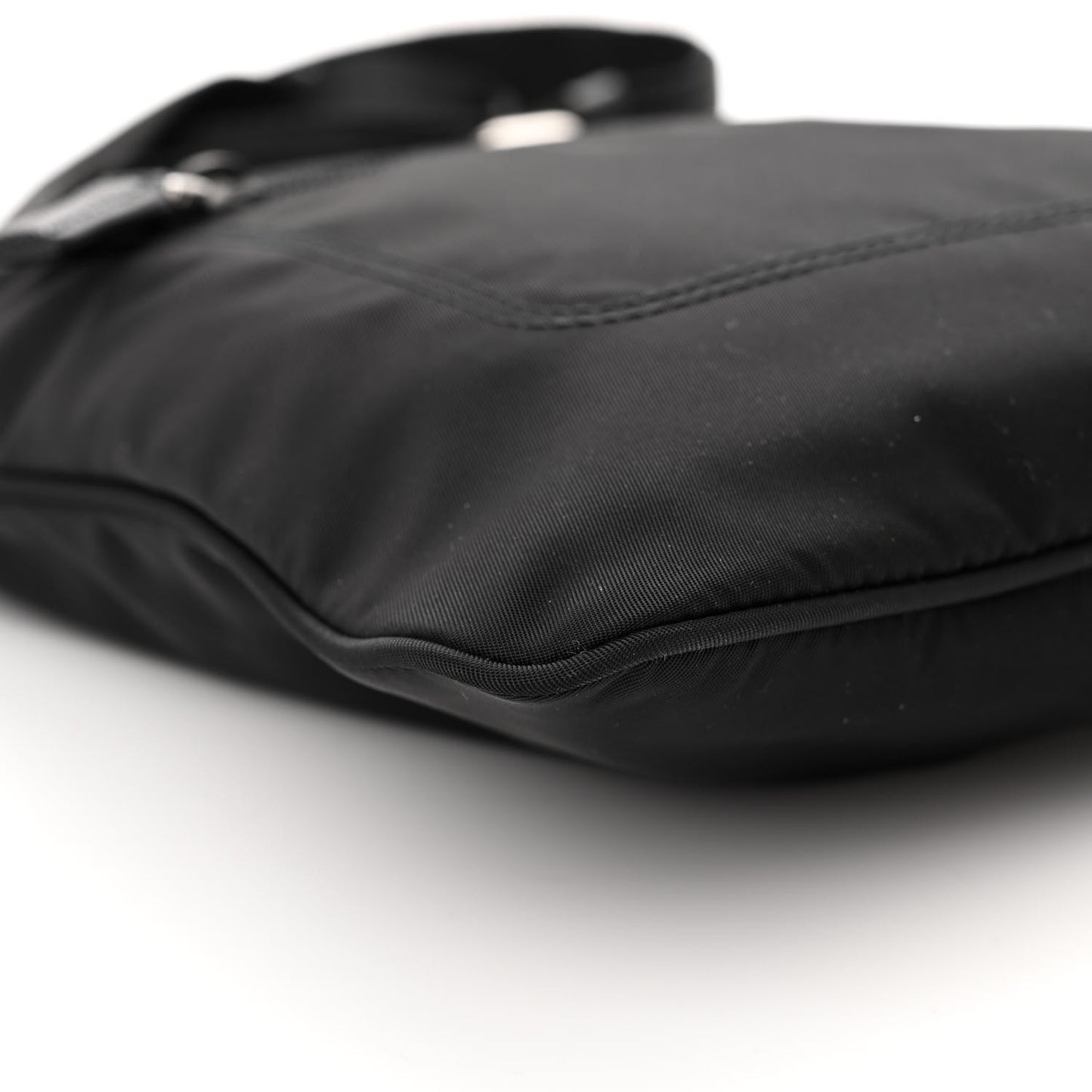 Tessuto Nylon Saffiano Flat Messenger Bag Black