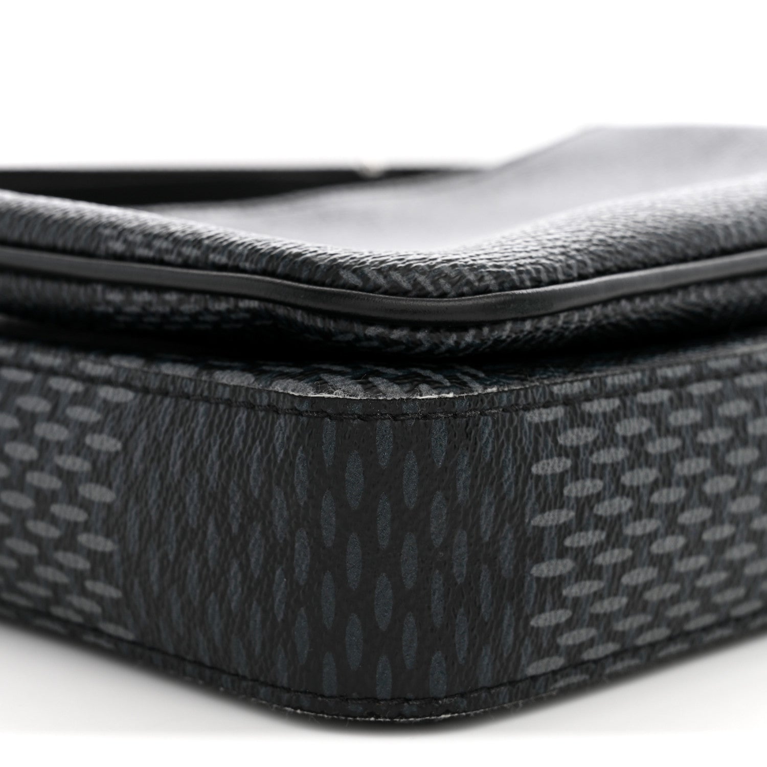 Louis Vuitton Damier Graphite 3D Trio Messenger 8 of 12