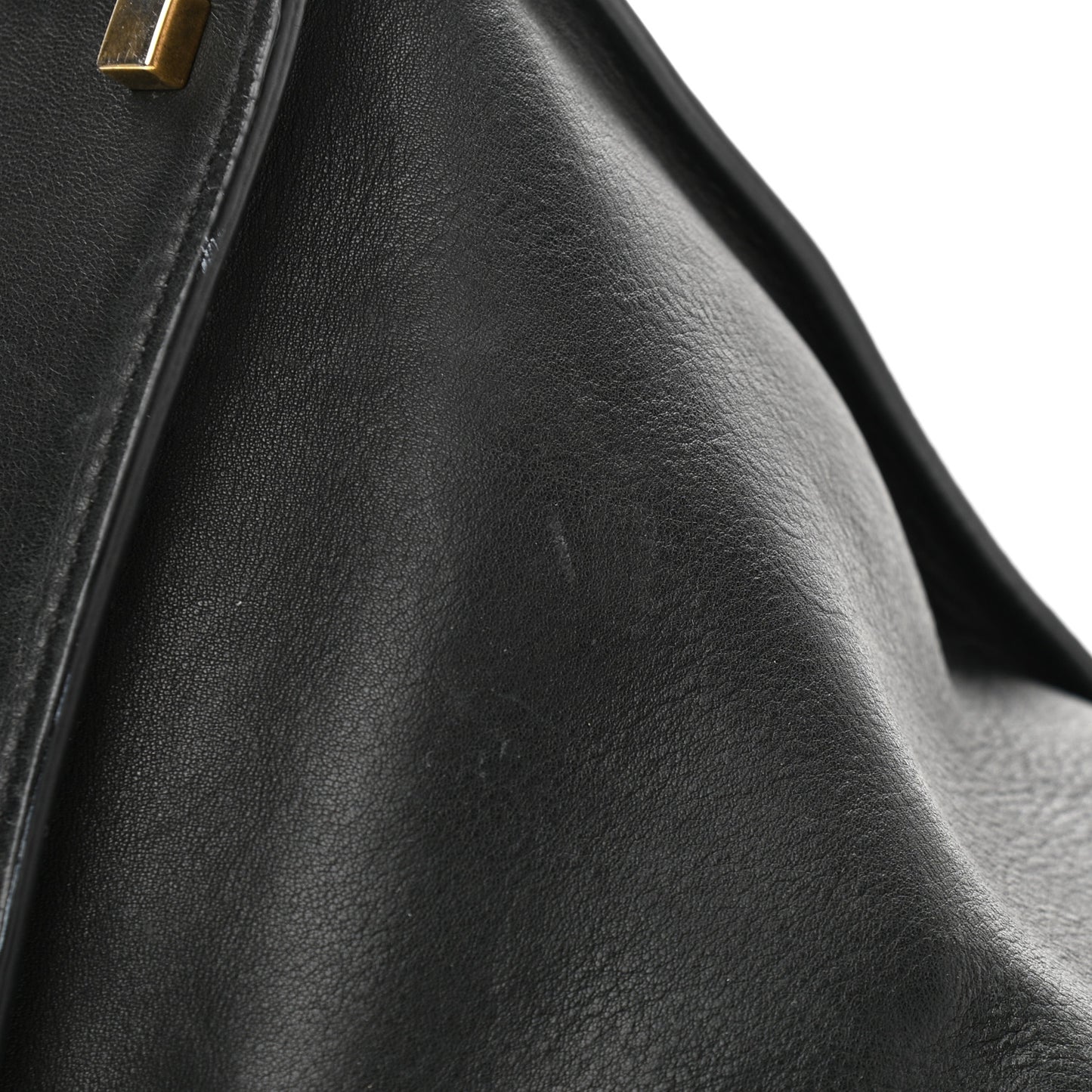 Supple Calfskin Medium Phantom Luggage Black