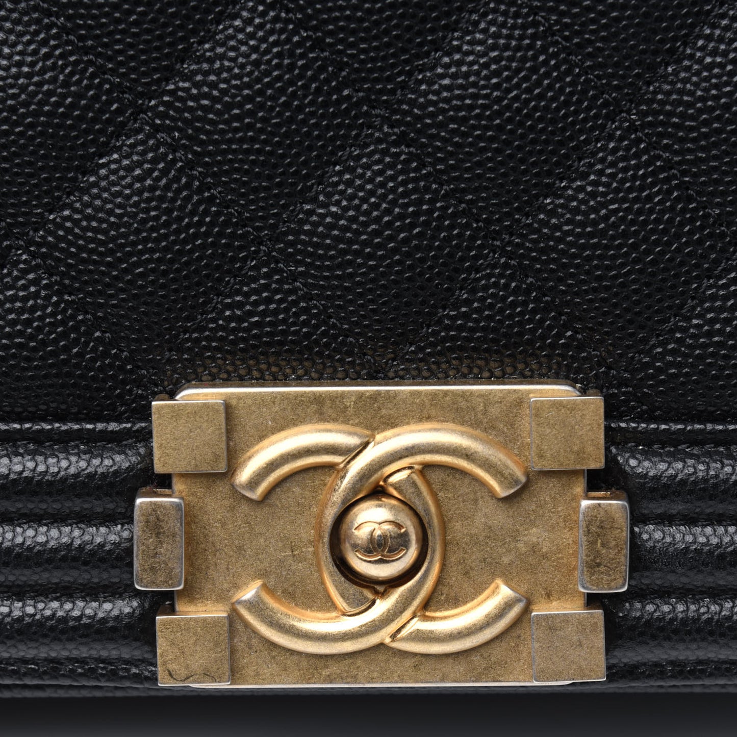Caviar Quilted New Medium Boy Flap Black