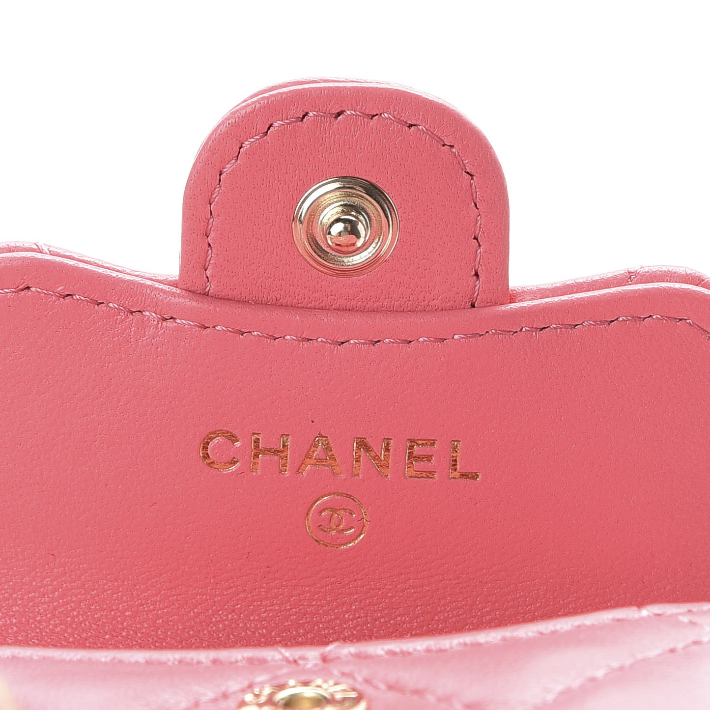 Lambskin Quilted Airpods Pro Case Coral