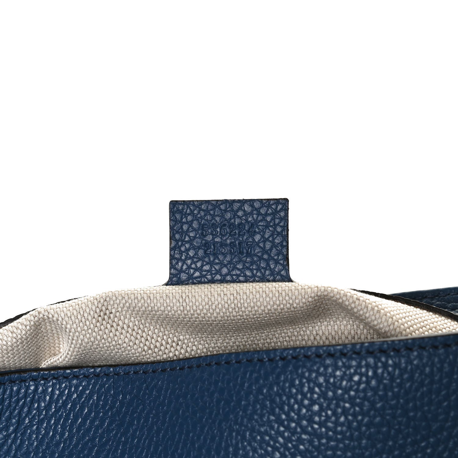 Gucci Pebbled Calfskin Medium Soho Flap Crossbody Caspian 7 of 11